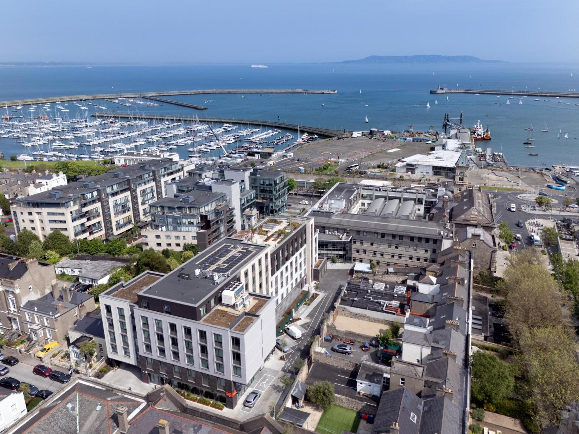 דבלין Niche Living - Dun Laoghaire מראה חיצוני תמונה